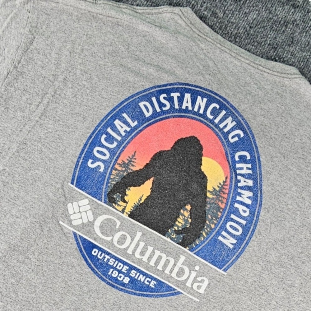 Columbia Shirt Men XXL Gray Social Distancing Champion Bigfoot Sasquatch Graphic